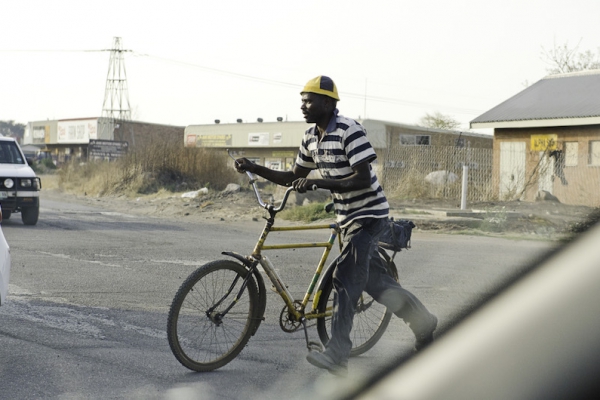 rustenburg-thlabane002E4A99C6D-18EC-9CF3-F46C-8F004612E606.jpg